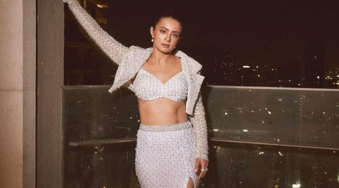 Surveen Chawla Credit @surveenchawla